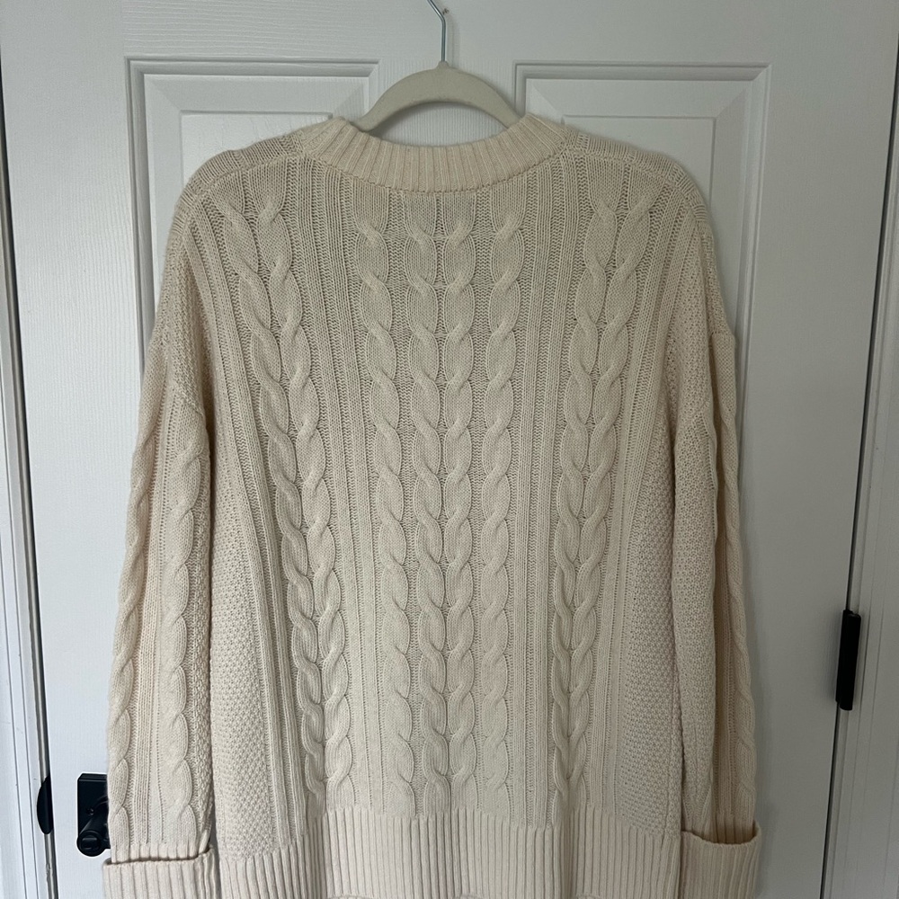 Banana Republic Cream Cable Knit Sweater - Picture 3 of 3